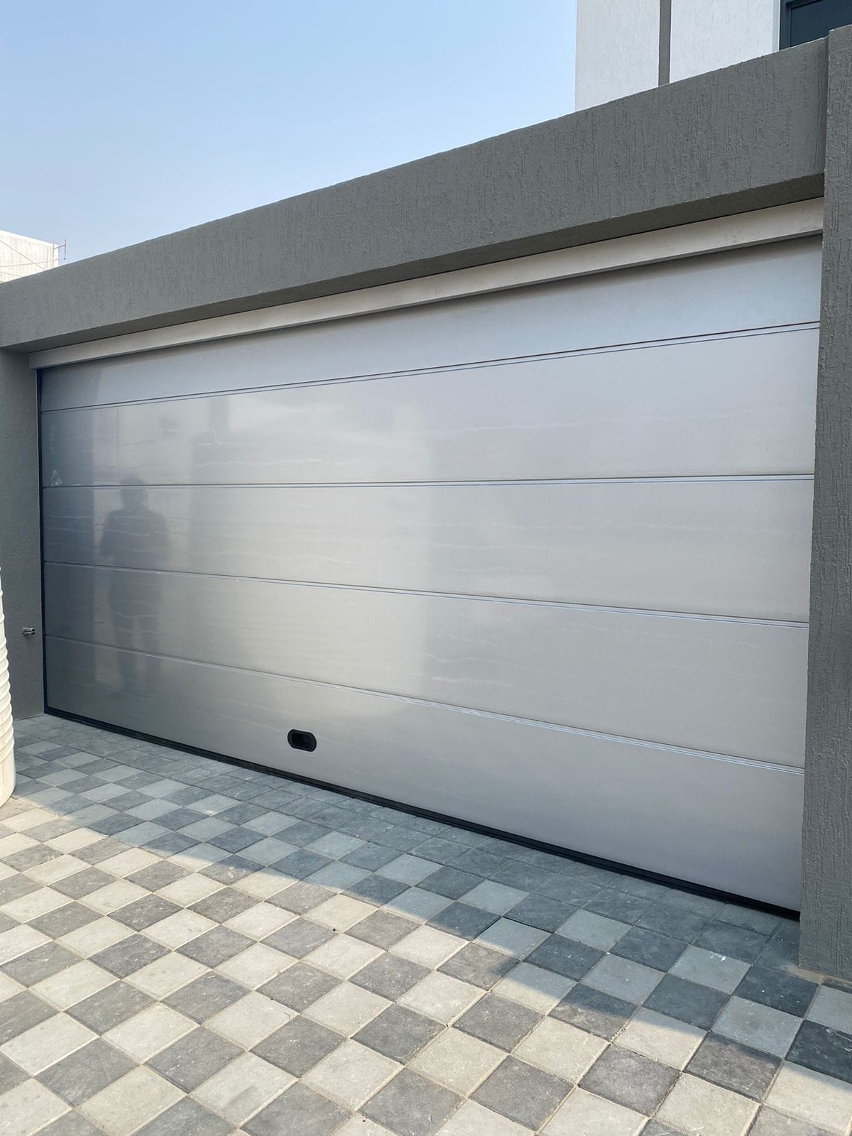 ما هي الابواب الاوتوماتيكية واهم مزاياها