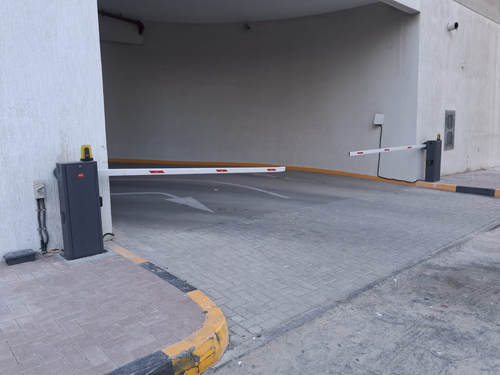 gate barrier in UAE 0542993558